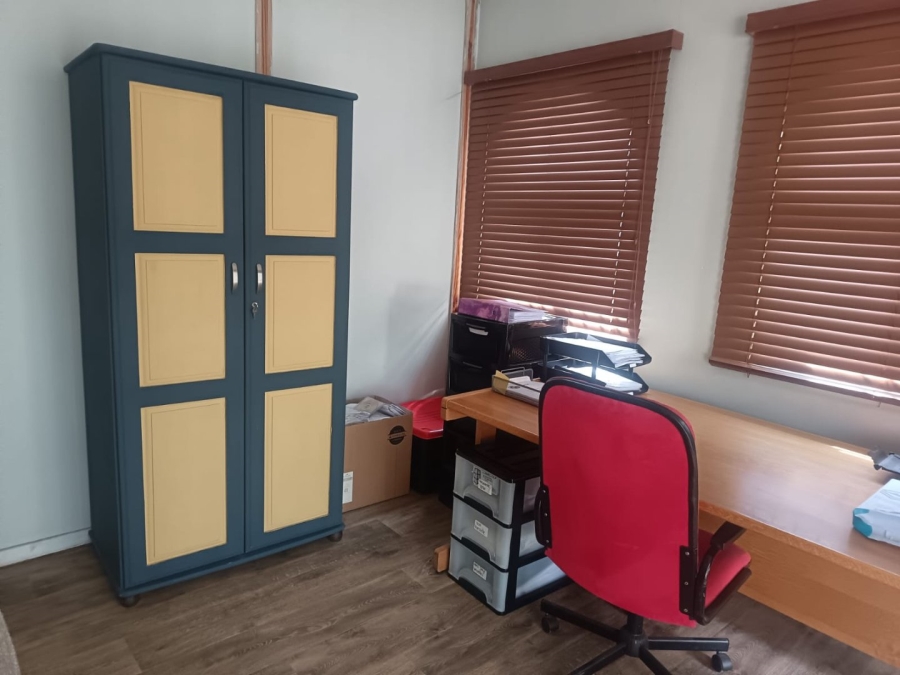 4 Bedroom Property for Sale in Carters Glen Northern Cape